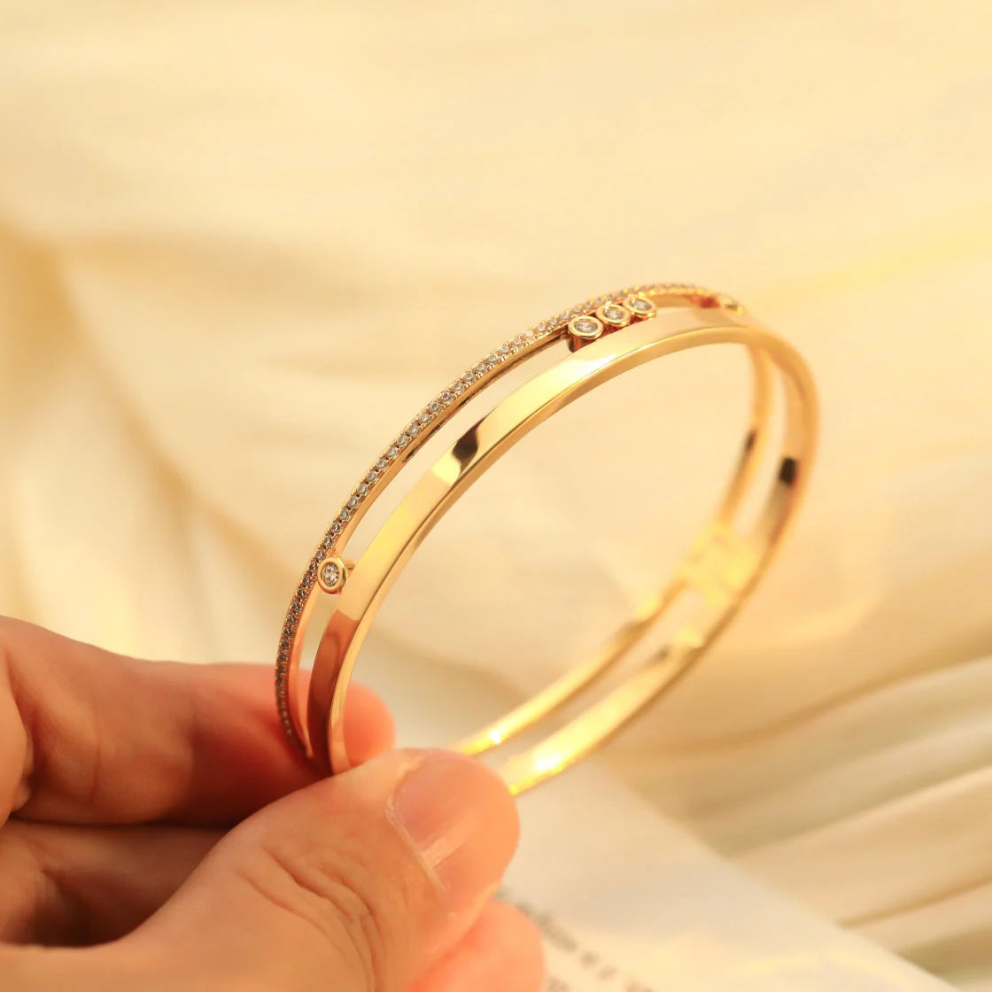 [Avelora Jewelry]Move Romane Diamond Bangle Bracelet