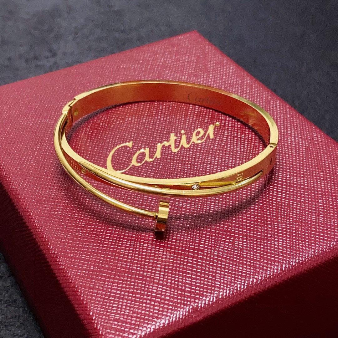 Avelora SLIM DIAMOND-ACCENT NAIL BANGLE - GOLD detail view 8