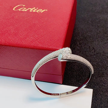 Avelora SLIM FULL-PAVÉ NAIL BANGLE - SILVER detail view 8