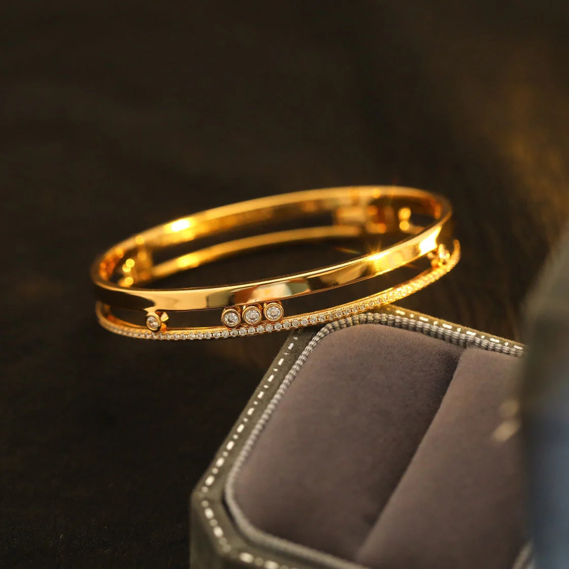 [Avelora Jewelry]Move Romane Diamond Bangle Bracelet