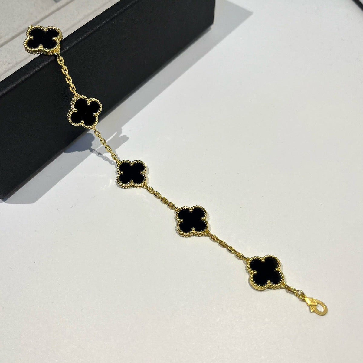 [Avelora Jewelry ] CLOVER 5 MOTIF ONYXS BRACELET COLLECTION