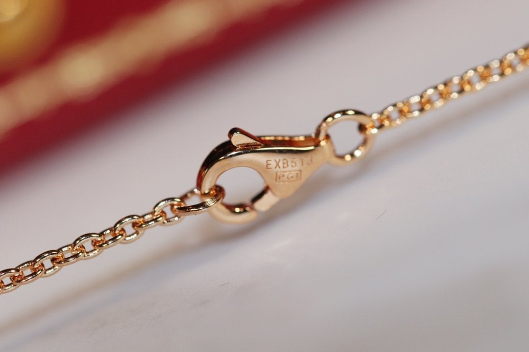 [Avelora Jewelry ]LOVE NECKLACE PINK GOLD AND SILVER