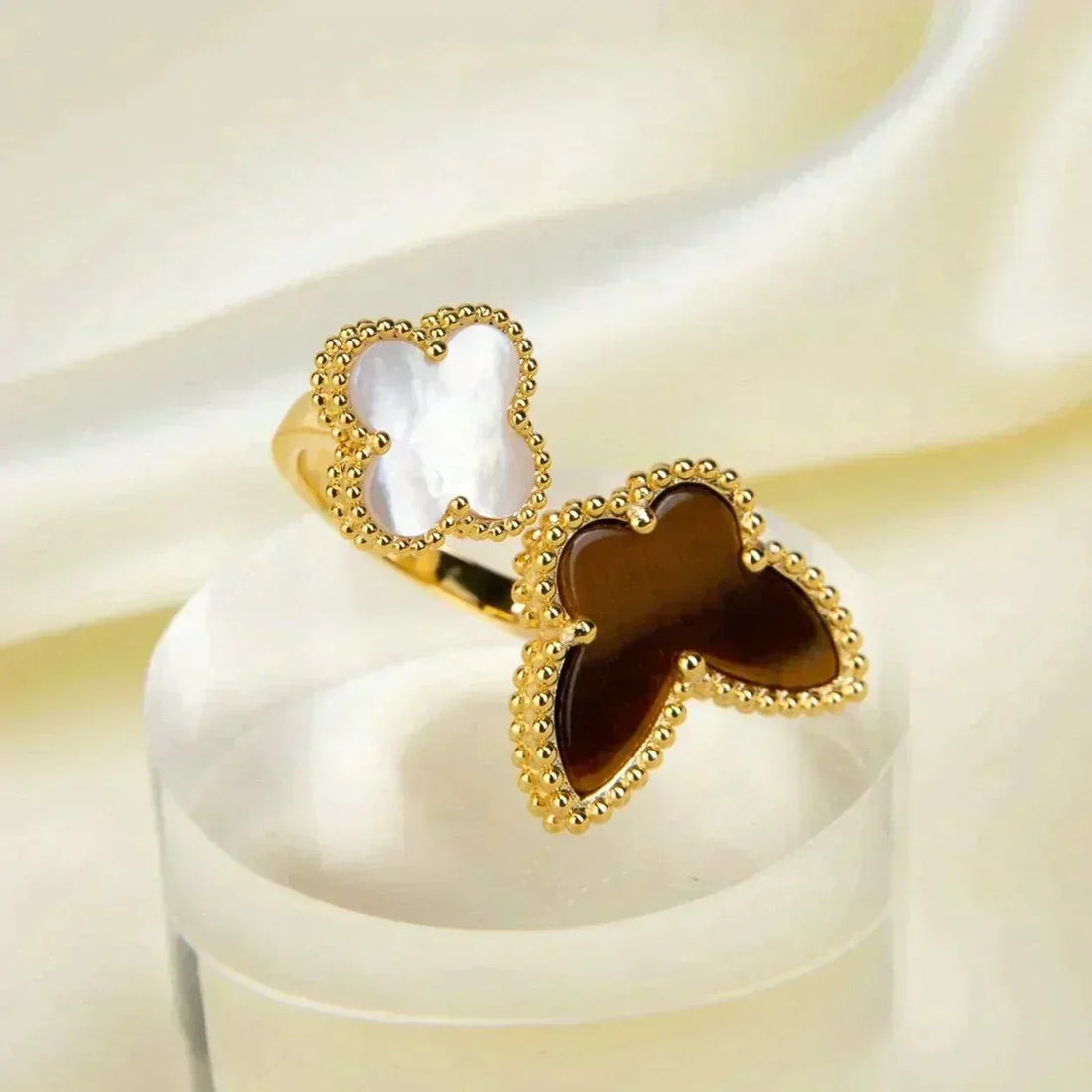 [Avelora Jewelry ]LUCKY BETWEEN THE FINGER RING