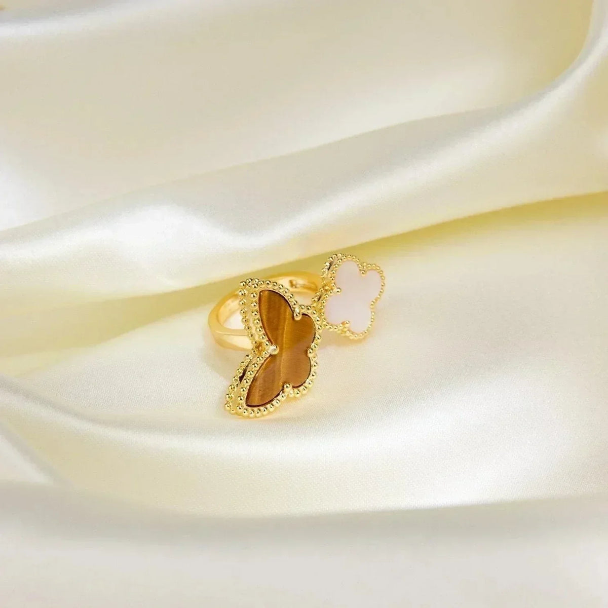 [Avelora Jewelry ]LUCKY BETWEEN THE FINGER RING