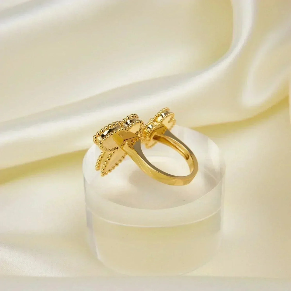 [Avelora Jewelry ]LUCKY BETWEEN THE FINGER RING