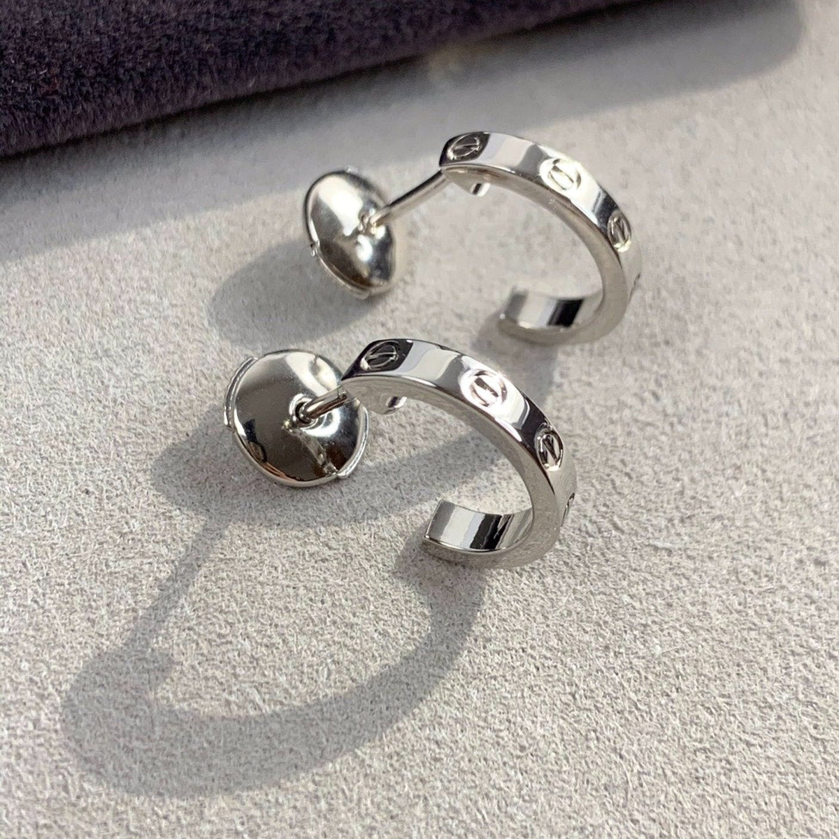 [Avelora Jewelry ]LOVE EARRINGS 2.65MM SILVER