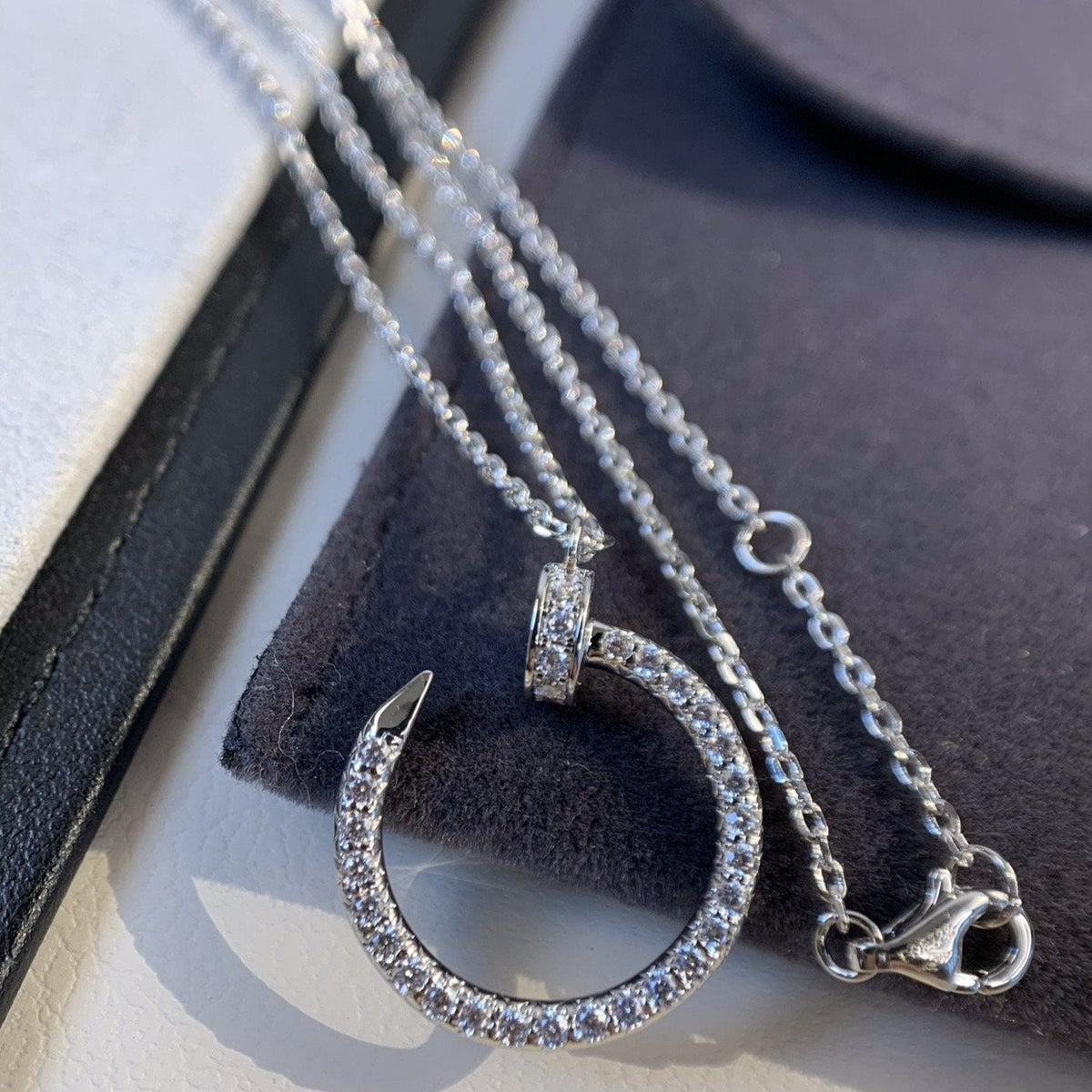 [Avelora Jewelry ]JUSTE NECKLACE SILVER DIAMONDS
