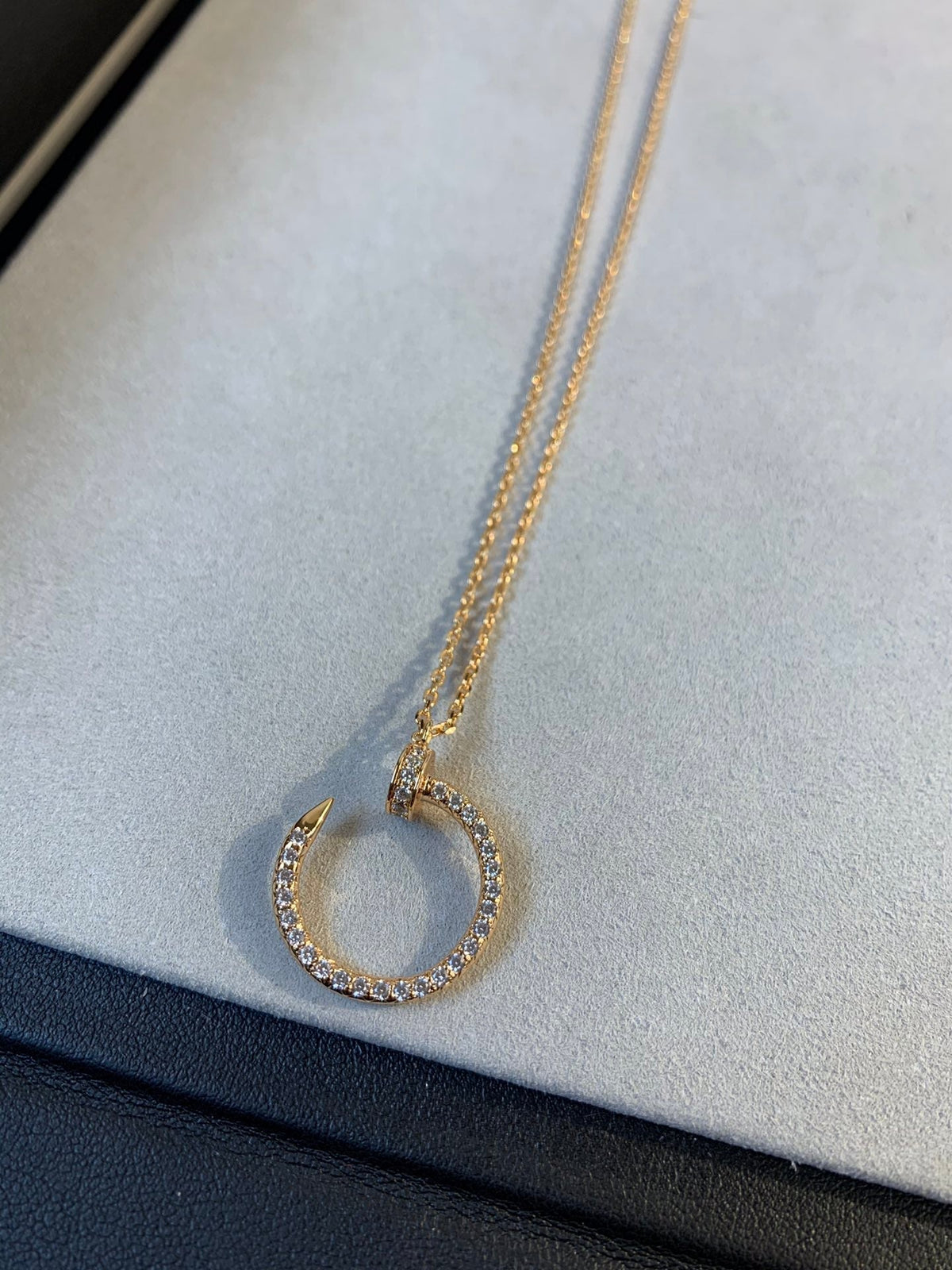 [Avelora Jewelry ]JUSTE NECKLACE PINK GOLD DIAMONDS