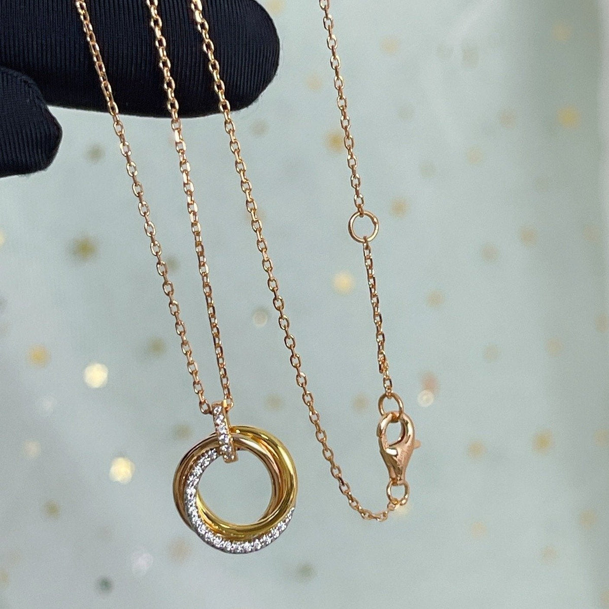 [Avelora Jewelry ]TRINITY NECKLACE SILVER GOLD PINK GOLD DIAMONDS