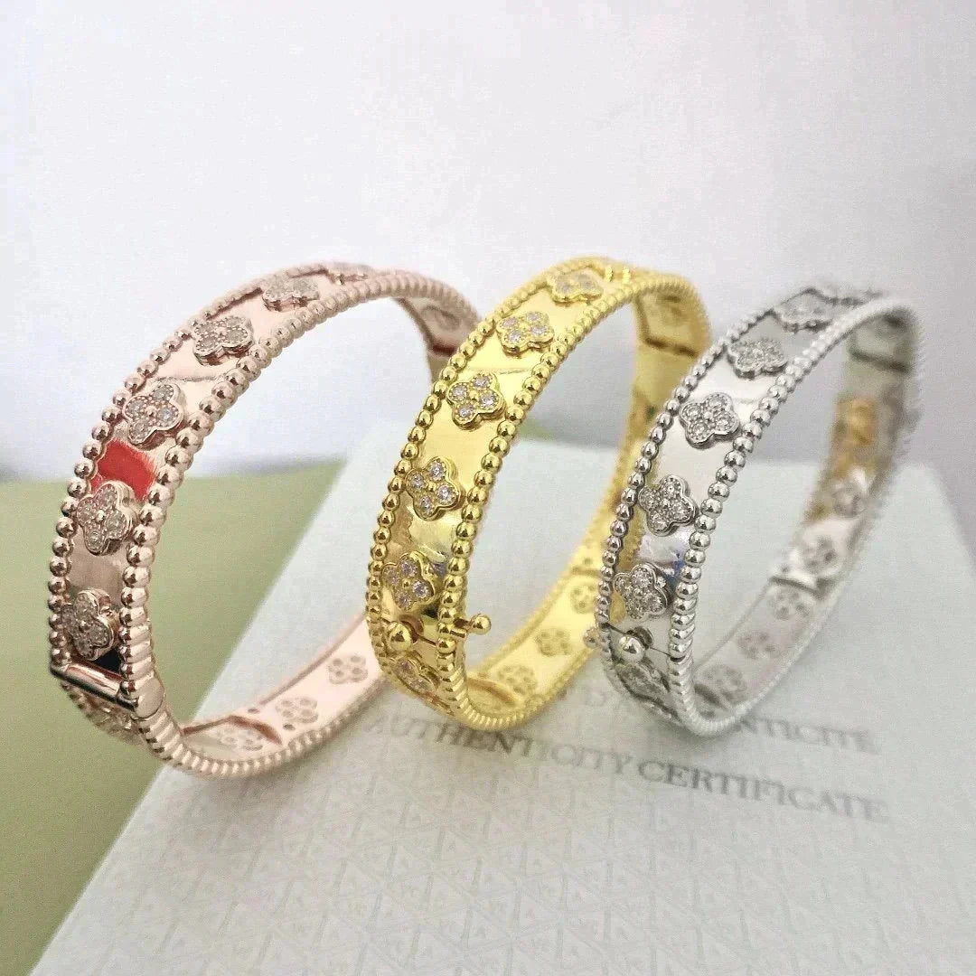 [Avelora Jewelry ]CLOVER BRACELET 8MM DIAMONDS
