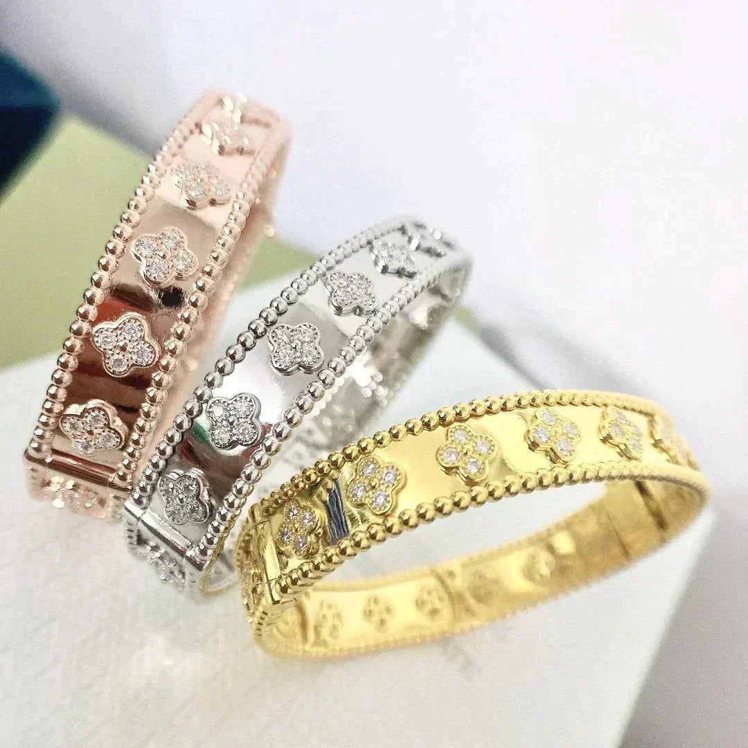 [Avelora Jewelry ]CLOVER BRACELET 8MM DIAMONDS