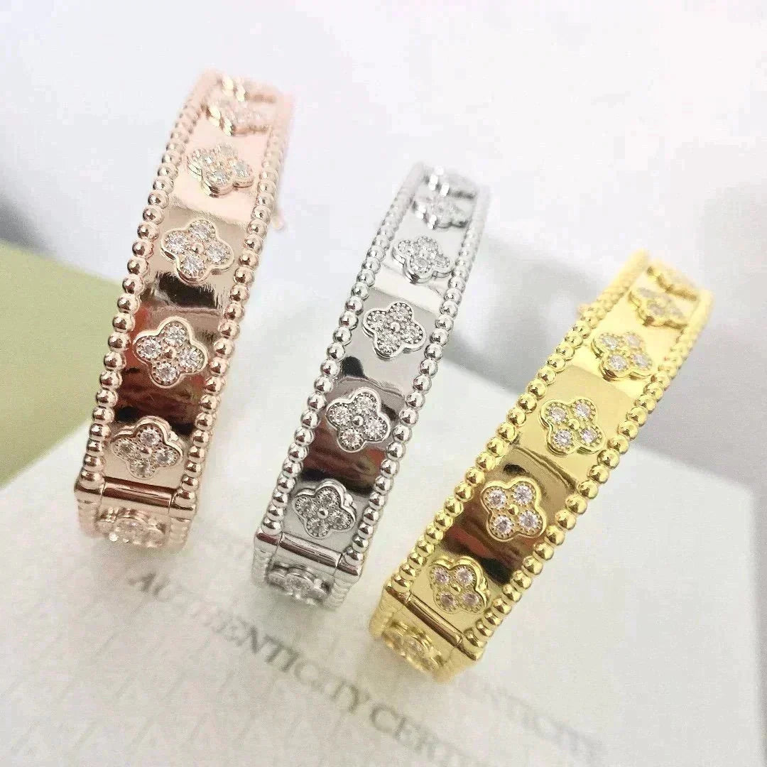 [Avelora Jewelry ]CLOVER BRACELET 8MM DIAMONDS