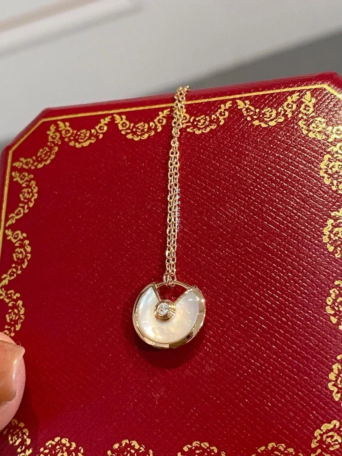 [Avelora Jewelry ]AMULETTE ROSE GOLD MOP NECKLACE