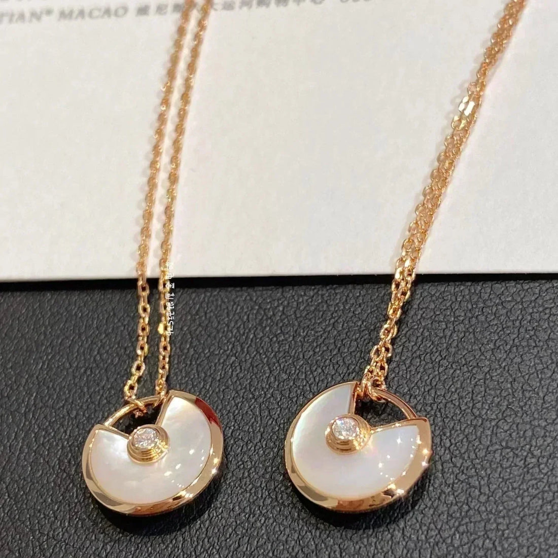 [Avelora Jewelry ]AMULETTE ROSE GOLD MOP NECKLACE