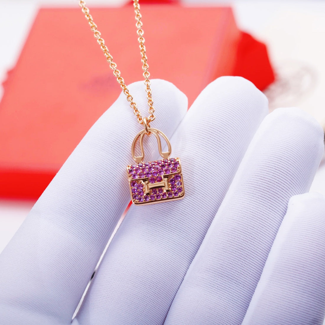 [Avelora Jewelry ]CONSTANCE PEDANT PURPLE DIAMOND NECKLACE