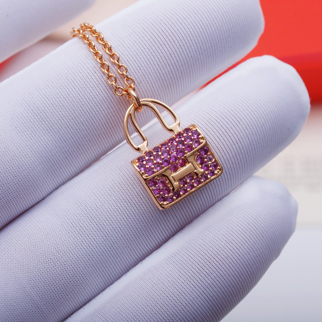 [Avelora Jewelry ]CONSTANCE PEDANT PURPLE DIAMOND NECKLACE