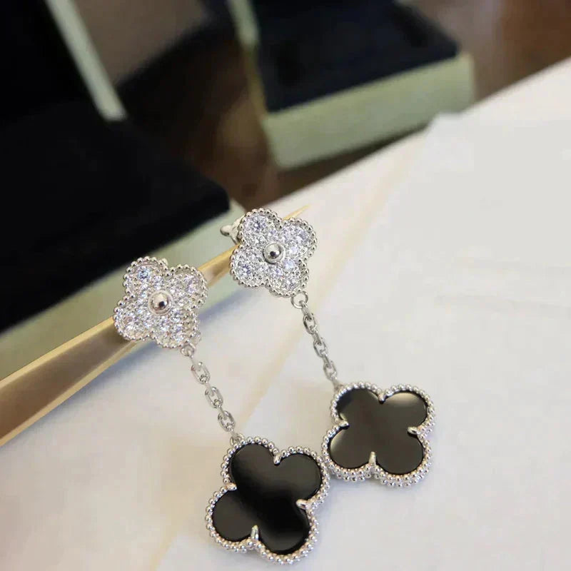 [Avelora Jewelry ]CLOVER 2 MOTIFS  DIAMOND ONYX EARRINGS SILVER