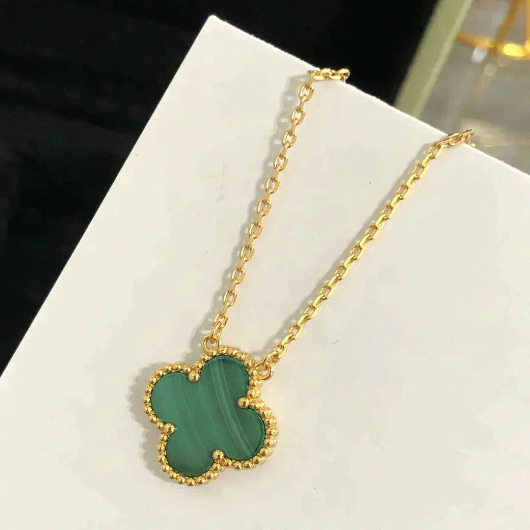 [Avelora Jewelry ]CLOVER 15MM MALACHITE SINGLE FLOWER  NECKLACE