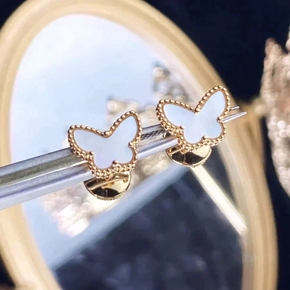 [Avelora Jewelry ]SWEET BUTTERFLY MOP EARSTUDS