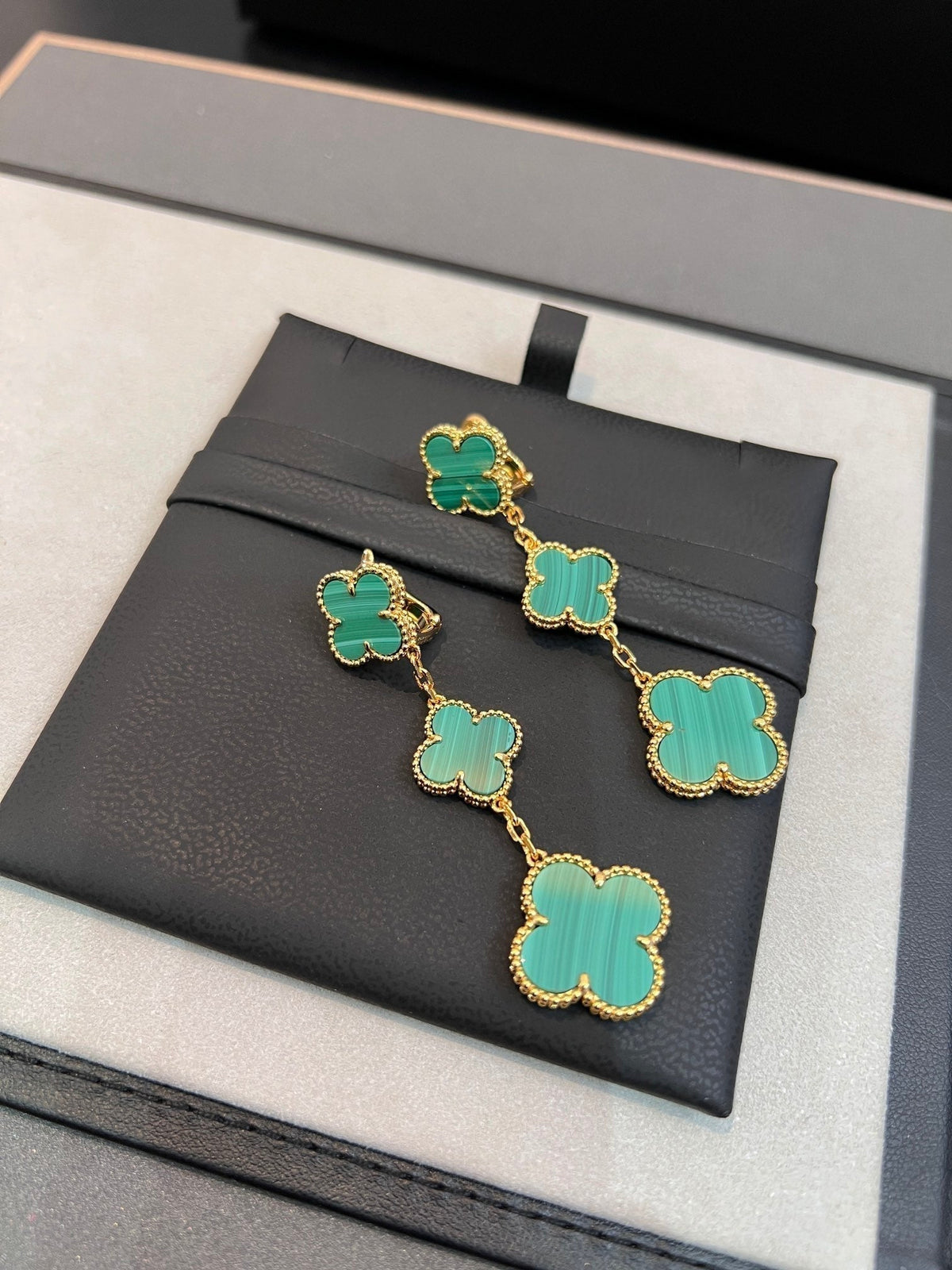 [Avelora Jewelry ]CLOVER MALACHITE 3 MOTIFS GOLD
