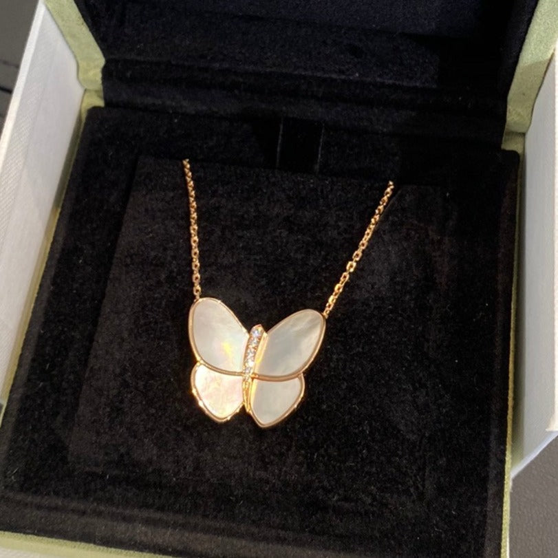 [Avelora Jewelry ]BUTTERFLY GOLD MOP DIAMOND NECKLACE