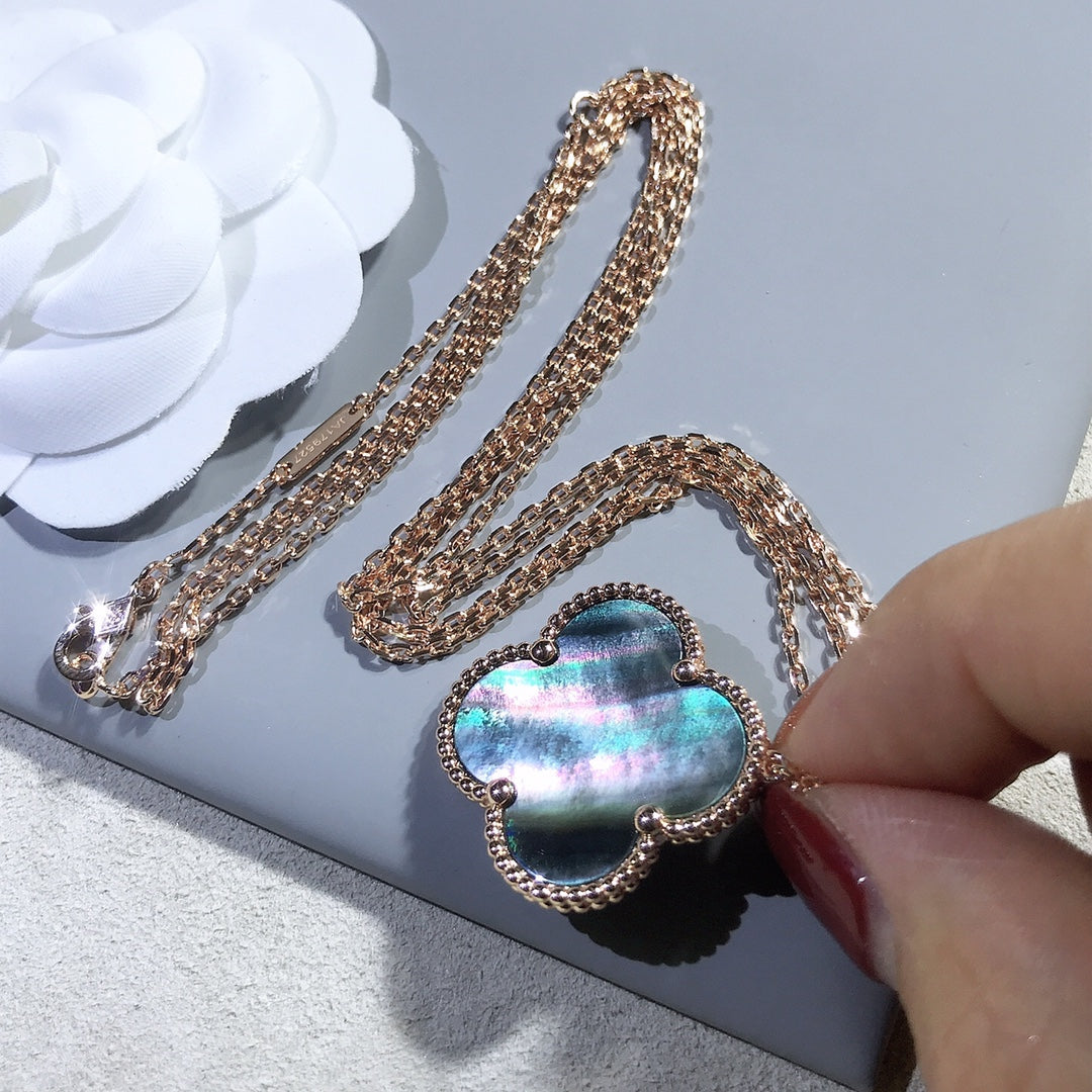 [Avelora Jewelry ]CLOVER 25MM GOLD DARK MOP BIG CLOVER NECKLACE
