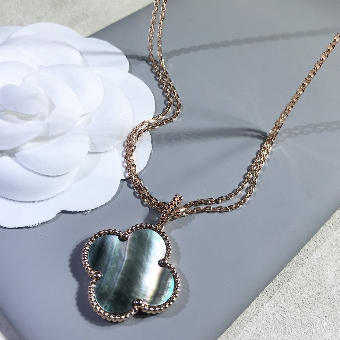 [Avelora Jewelry ]CLOVER 25MM GOLD DARK MOP BIG CLOVER NECKLACE