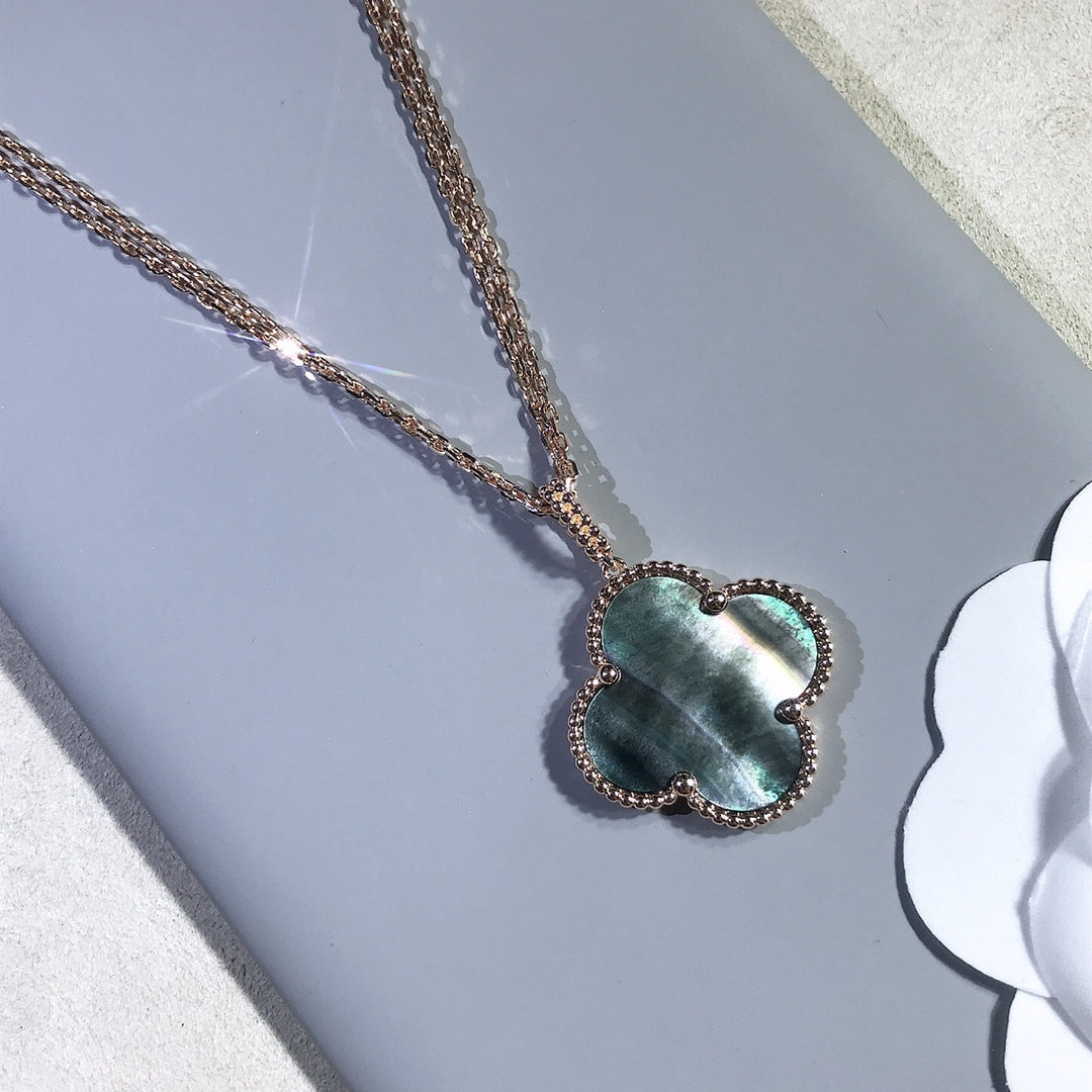 [Avelora Jewelry ]CLOVER 25MM GOLD DARK MOP BIG CLOVER NECKLACE