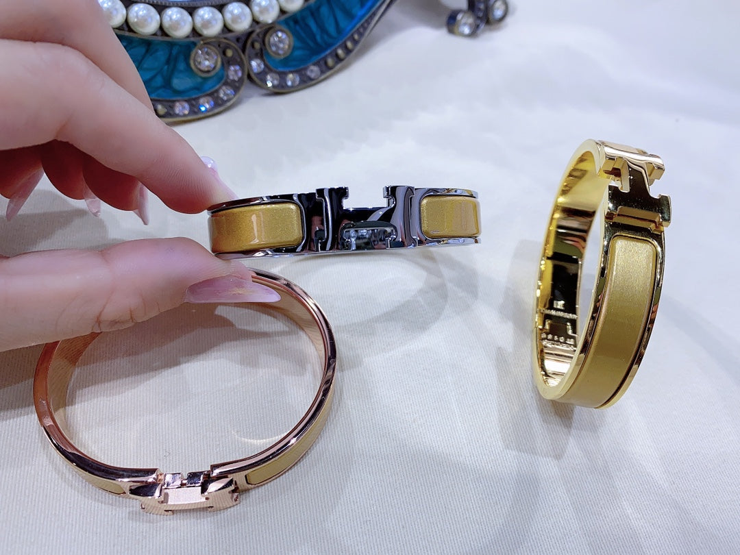[Avelora]H CHAMPAGNE BRACELET