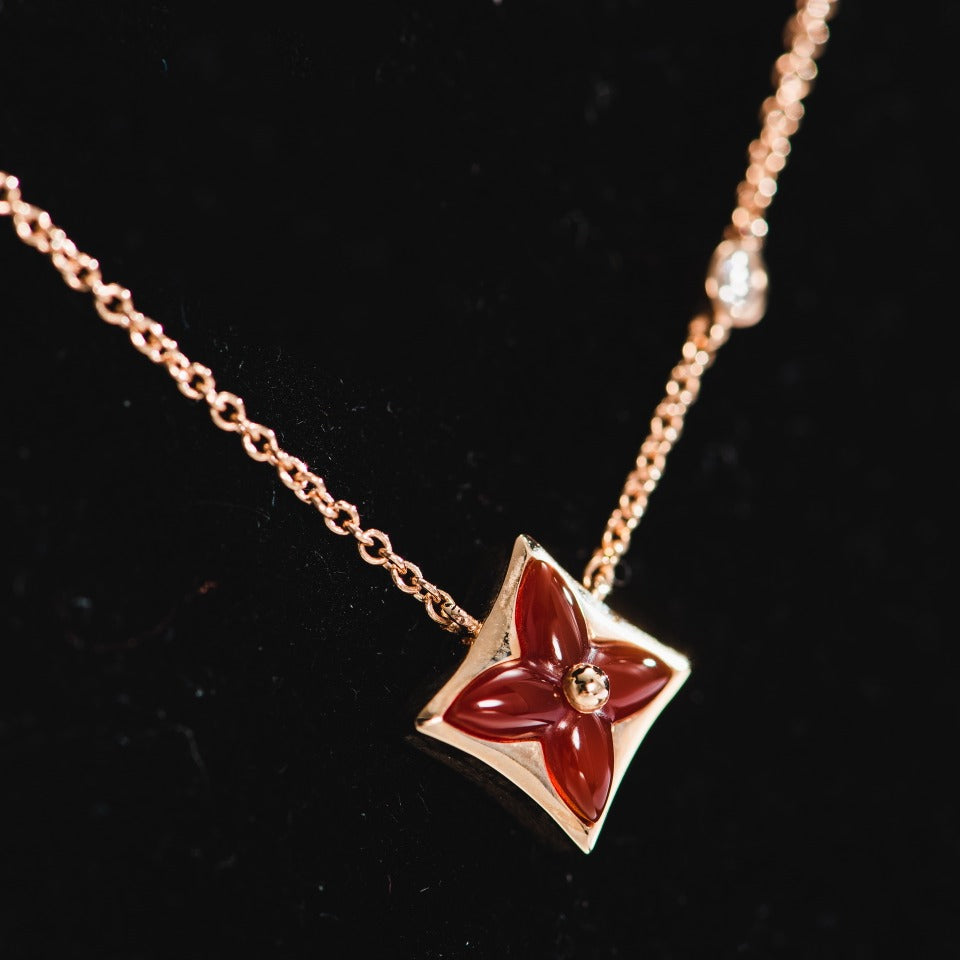 [Avelora Jewelry ]STAR NECKLACE PINK GOLD 1 DIAMOND