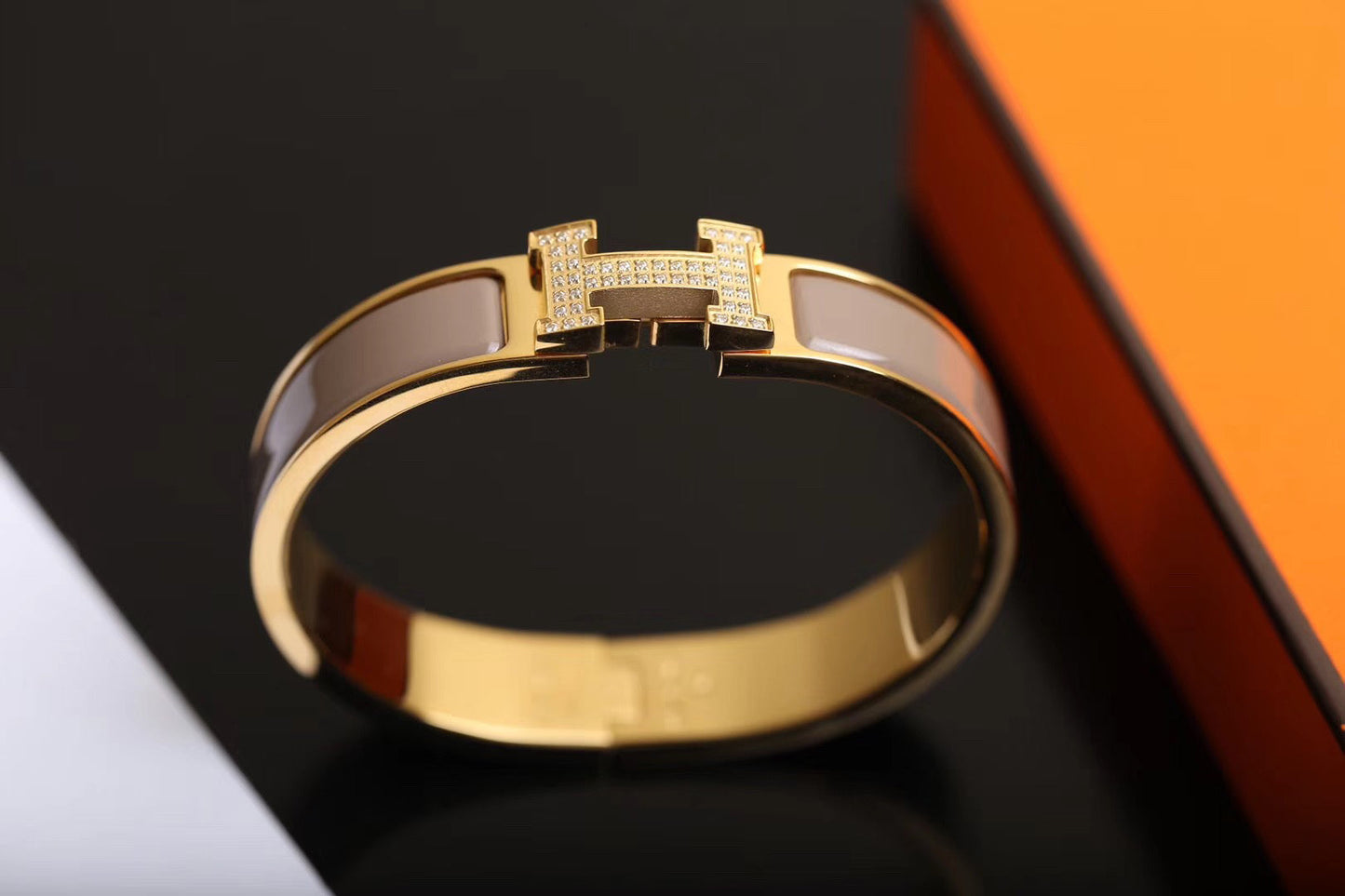 [Avelora]H BRACELET GOLD DIAMOND