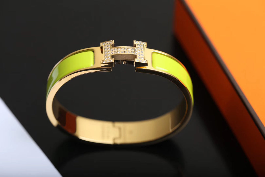 [Avelora]H BRACELET GOLD DIAMOND
