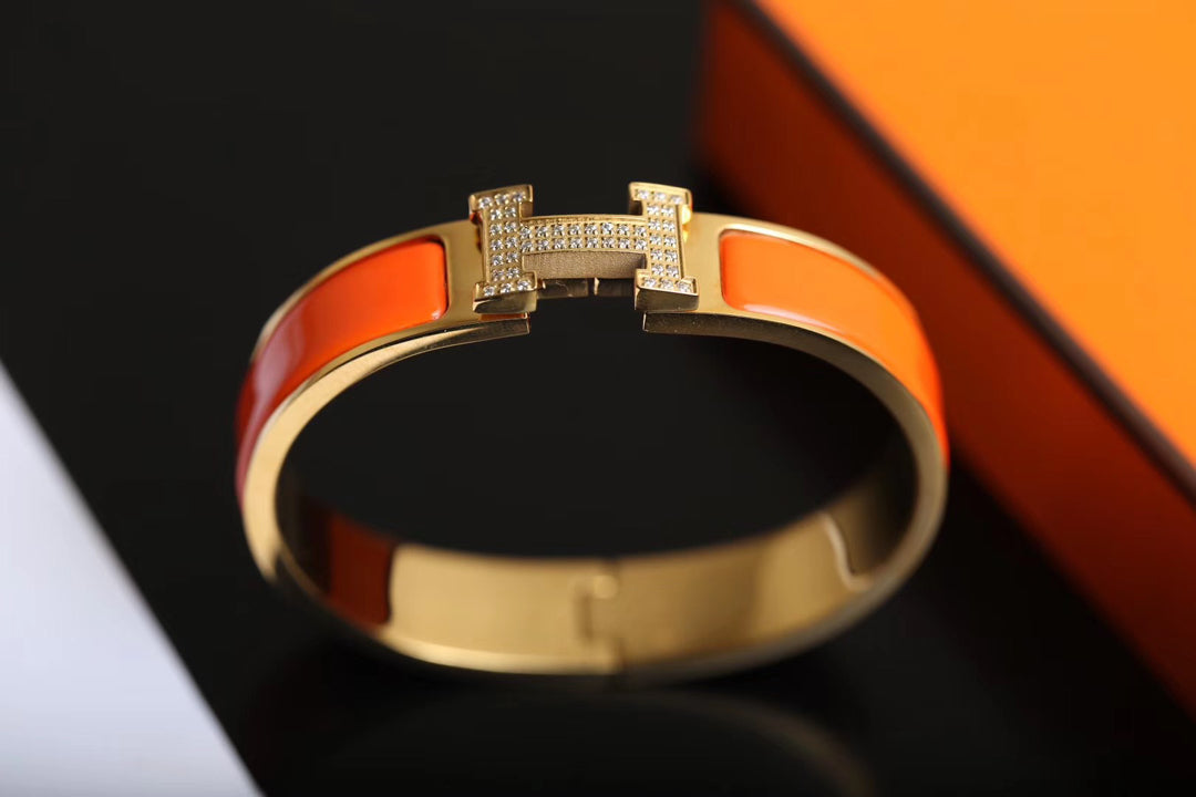 [Avelora]H BRACELET GOLD DIAMOND