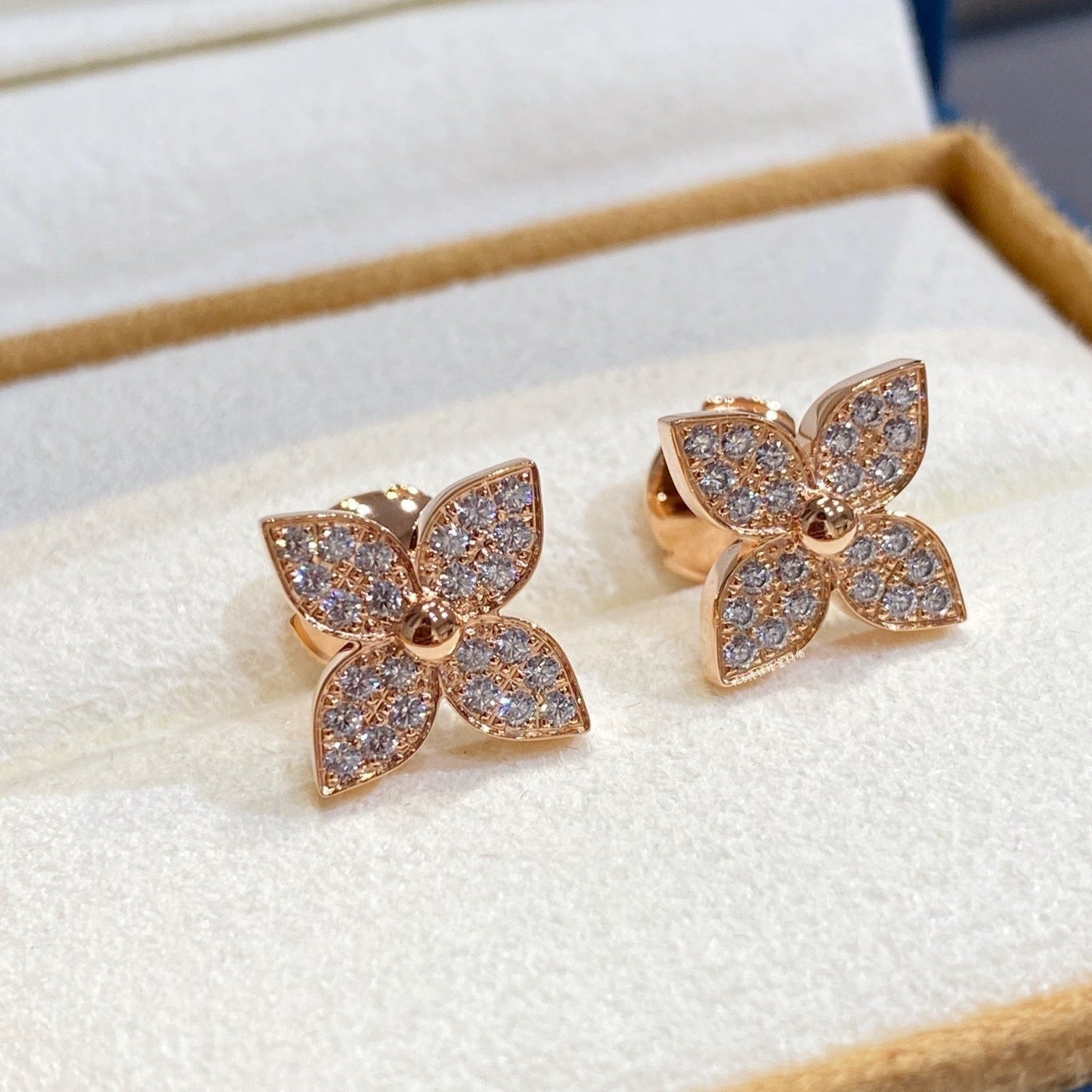 [Avelora]STAR DIAMOND EARRINGS
