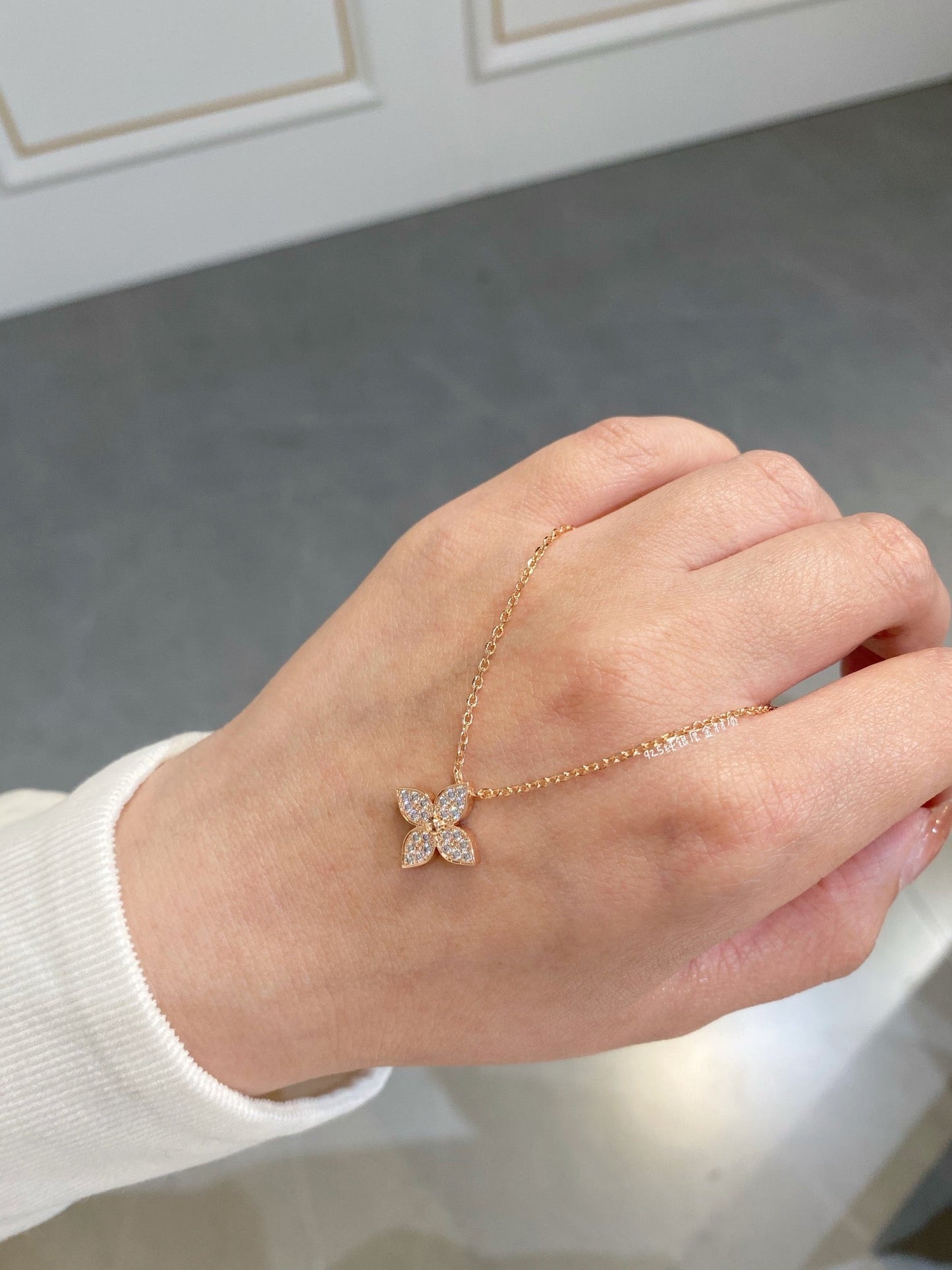 [Avelora]STAR DIAMOND NECKALCE