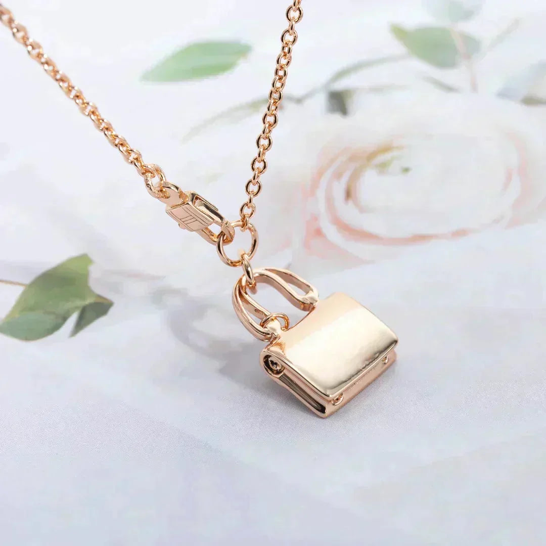 [Avelora Jewelry ]AMULETTE PEDANT ROSE GOLD NECKLACE
