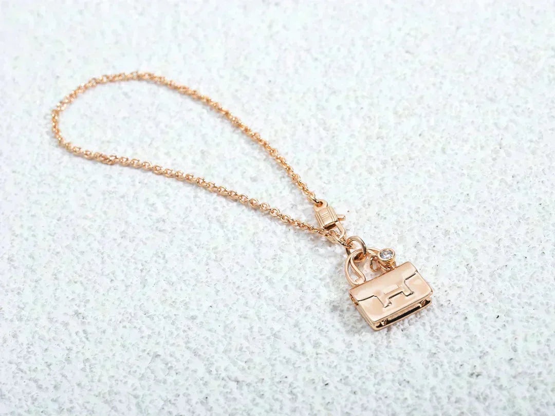 [Avelora]AMULETTE PEDANT ROSE GOLD NECKLACE