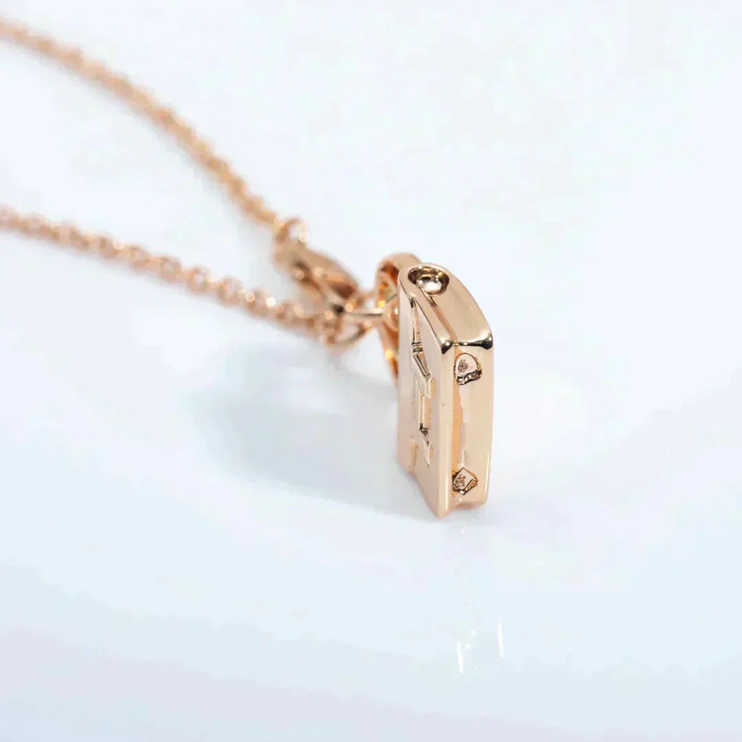 [Avelora Jewelry ]AMULETTE PEDANT ROSE GOLD NECKLACE