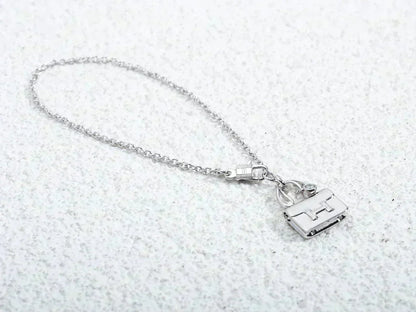 [Avelora]AMULETTE PEDANT SILVER NECKLACE
