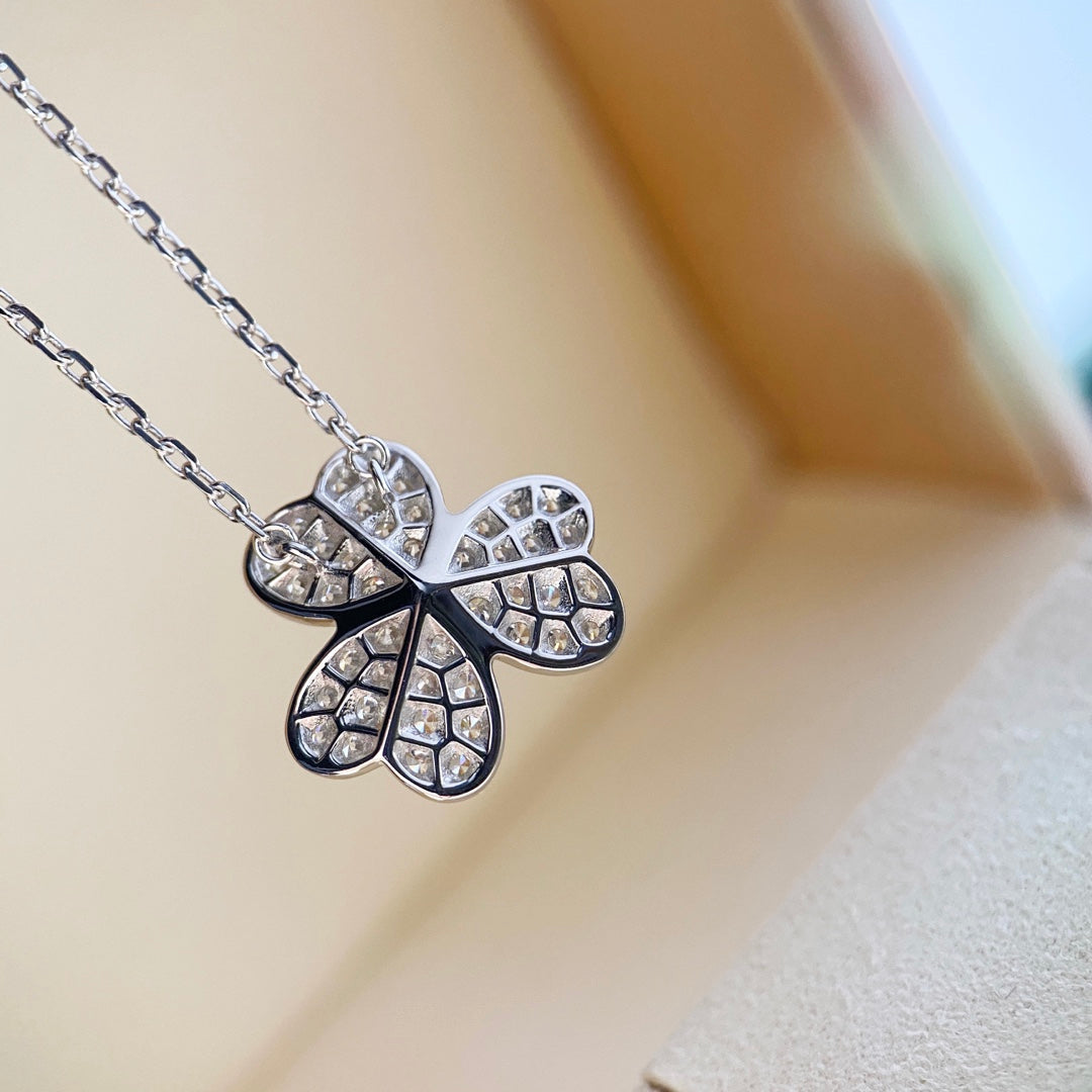 [Avelora Jewelry ]CLOVER DIAMOND NECKLACE SILVER