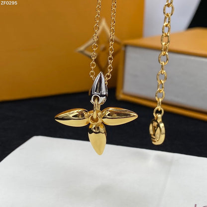 [Avelora]LOUISETTE PEDANT GOLD NECKLACE