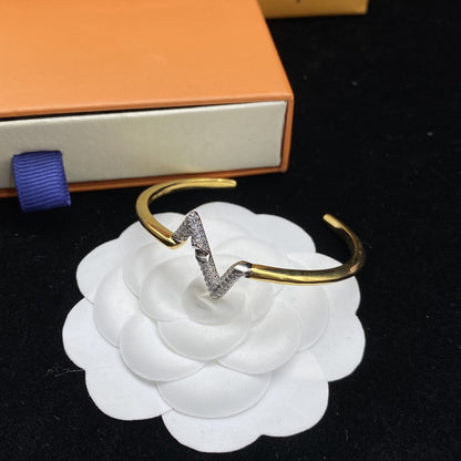 [Avelora]VOLTE UPSITE DOWN DIAMOND GOLD OPEN BRACELET
