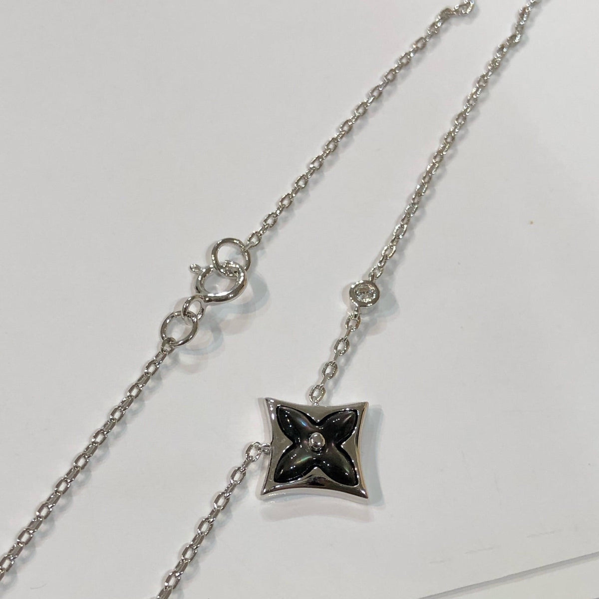 [Avelora Jewelry ]STAR BLACK MOP NECKLACE