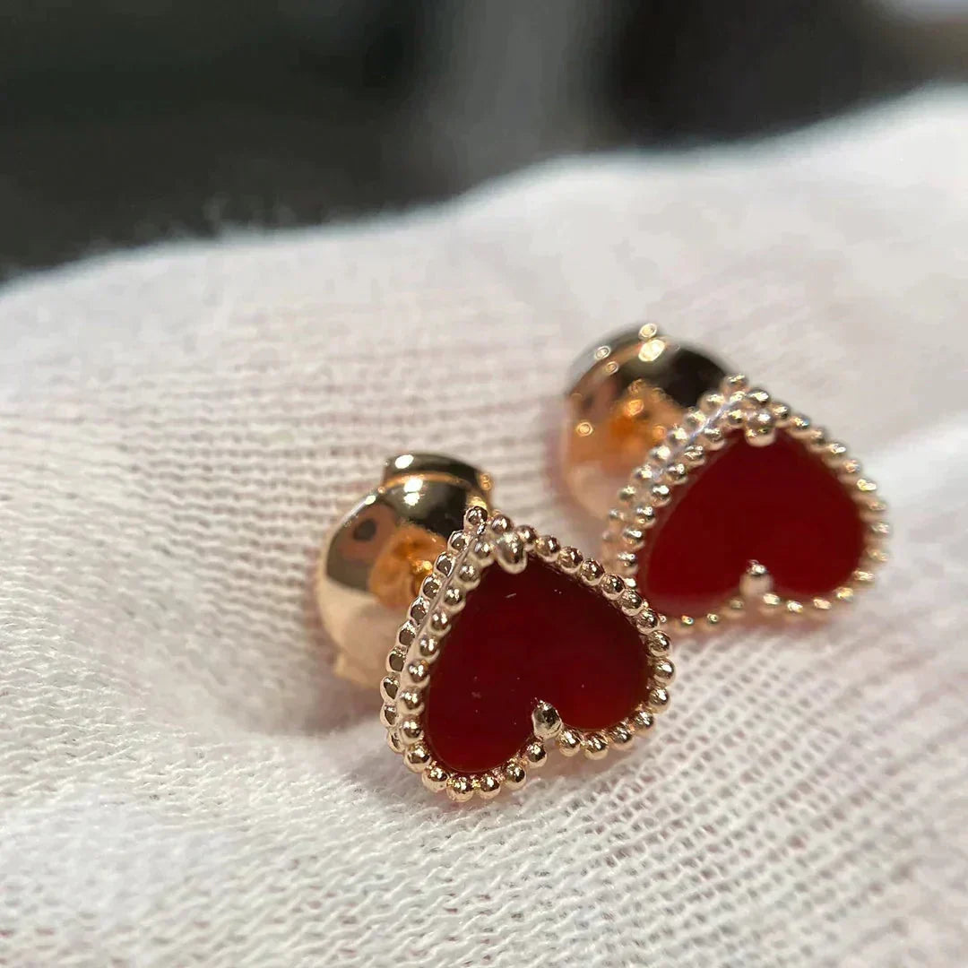 [Avelora Jewelry ]HEART CARNELIAN STUD EARRINGS