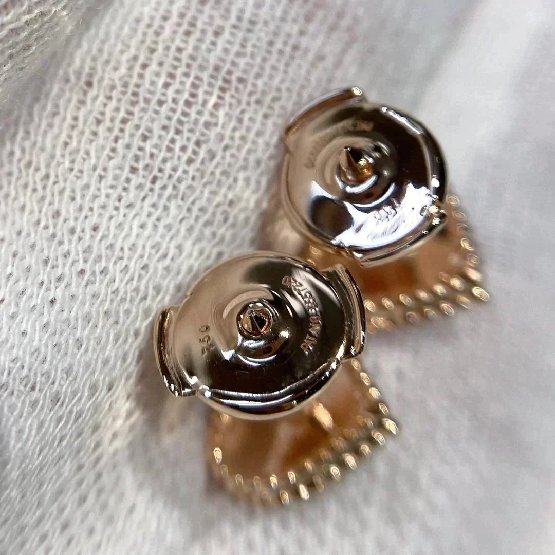 [Avelora Jewelry ]HEART CARNELIAN STUD EARRINGS