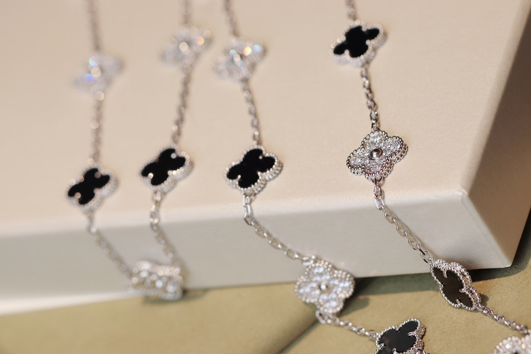 [Avelora Jewelry ]CLOVER 20 MOTIFS ONYX DIAMOND SILVER