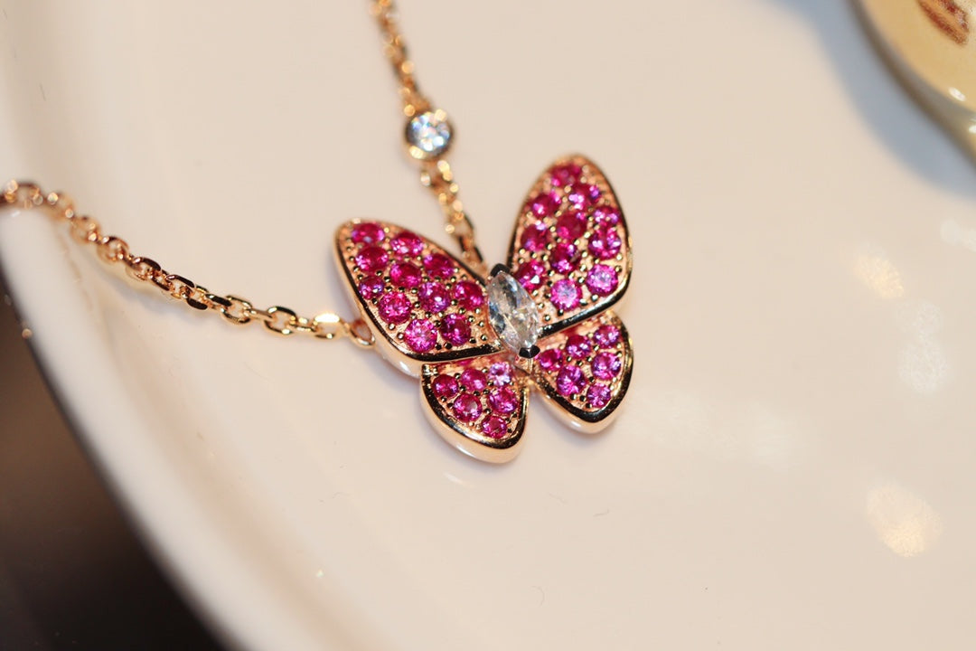 [Avelora Jewelry ]BUTTERFLY RED DIAMOND ROSE GOLD NECKLACE