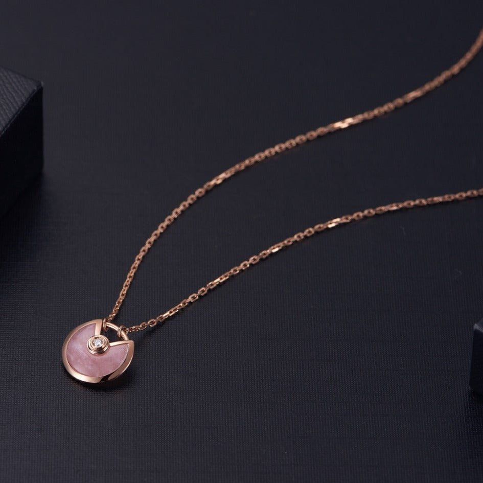 [Avelora Jewelry ]AMULETTE ROSE GOLD PINK MOP NECKLACE