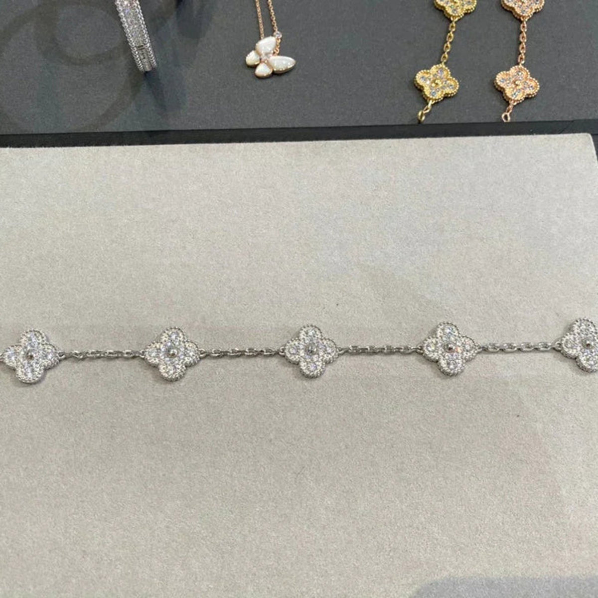 [Avelora Jewelry ] CLOVER 5 MOTIF FULL DIAMOND BRACELET COLLECTION