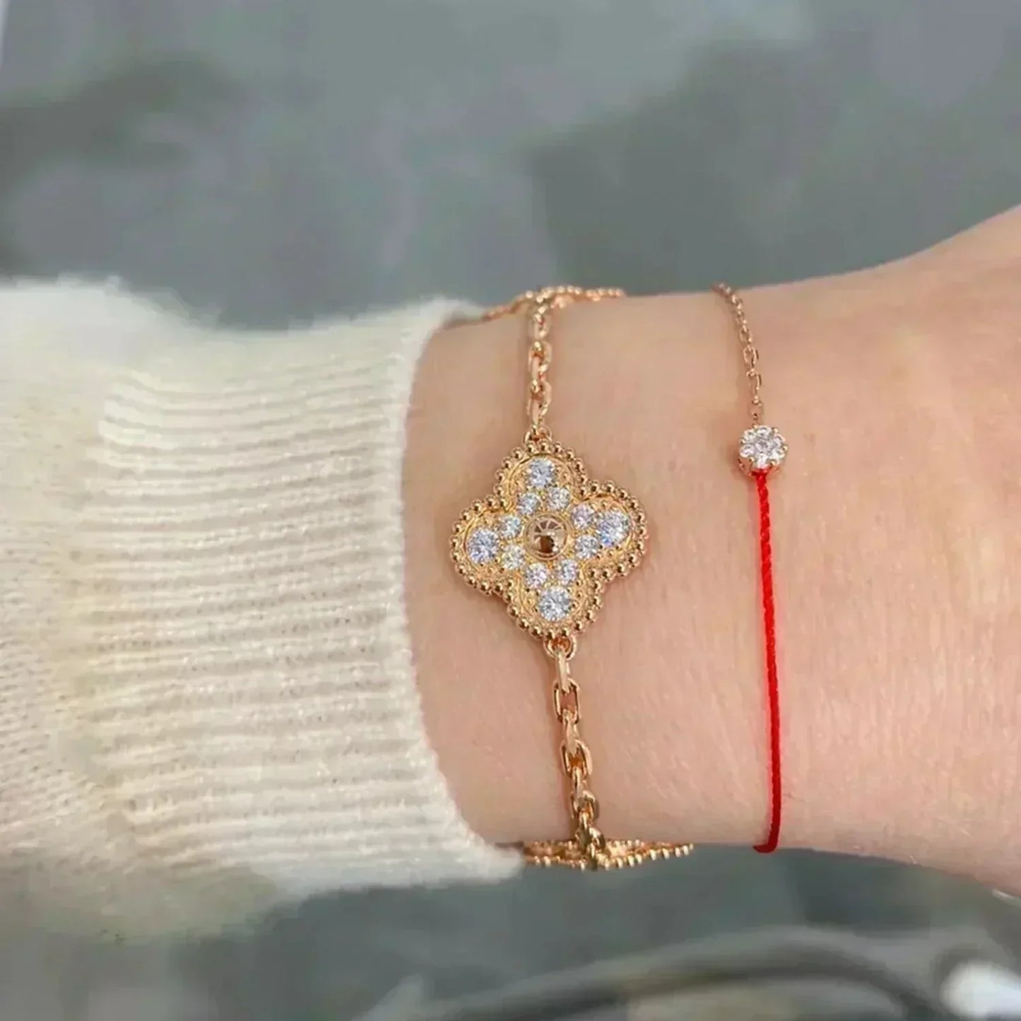 [Avelora]LUCKY CLOVER 5-MOTIF BRACELET - FULL-DIAMOND